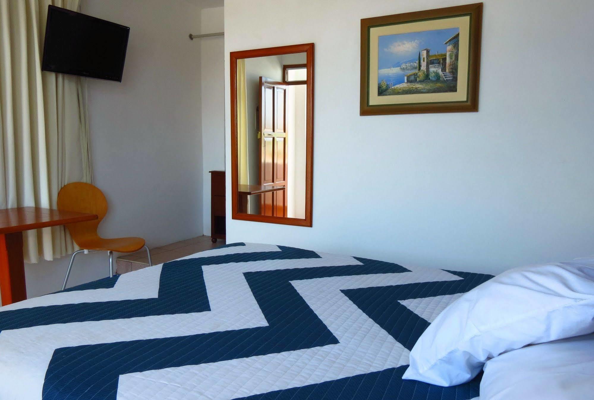Hotel Bracamonte Huanchaco Εξωτερικό φωτογραφία